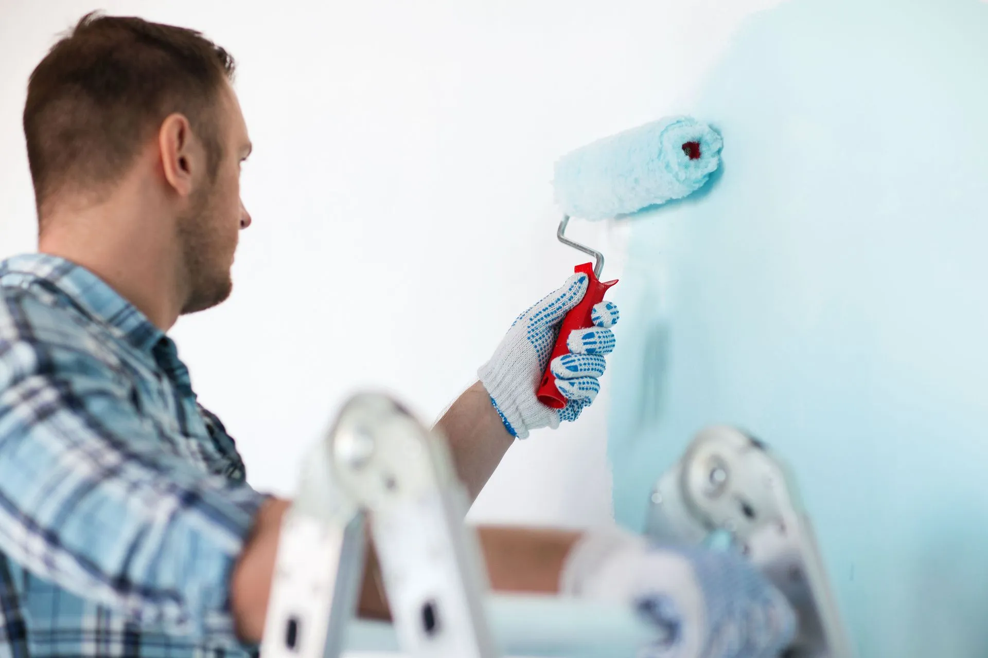 5 Qualities to Look For in a Painting Contractor